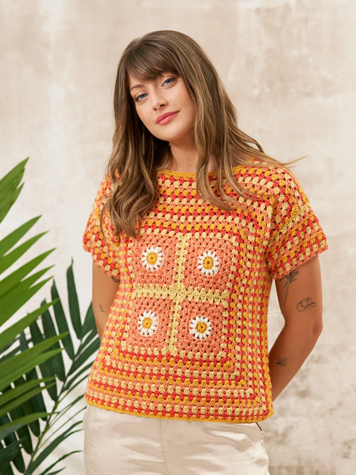 Aster Crochet Daisy T-Shirts in West Yorkshire Spinners Elements Dk - Digital Version DPB0277