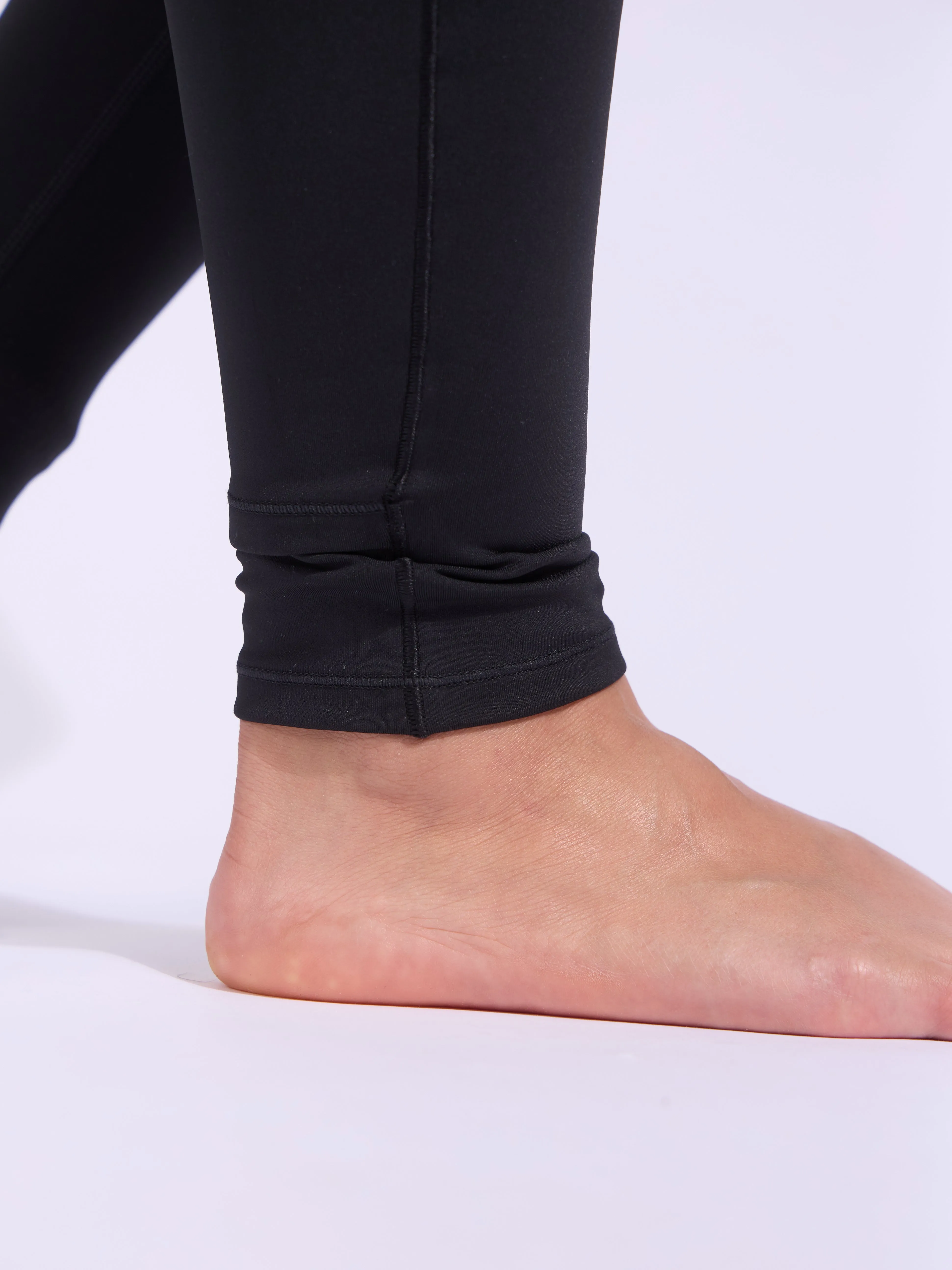 Colorado Pocket Legging - Onyx Black