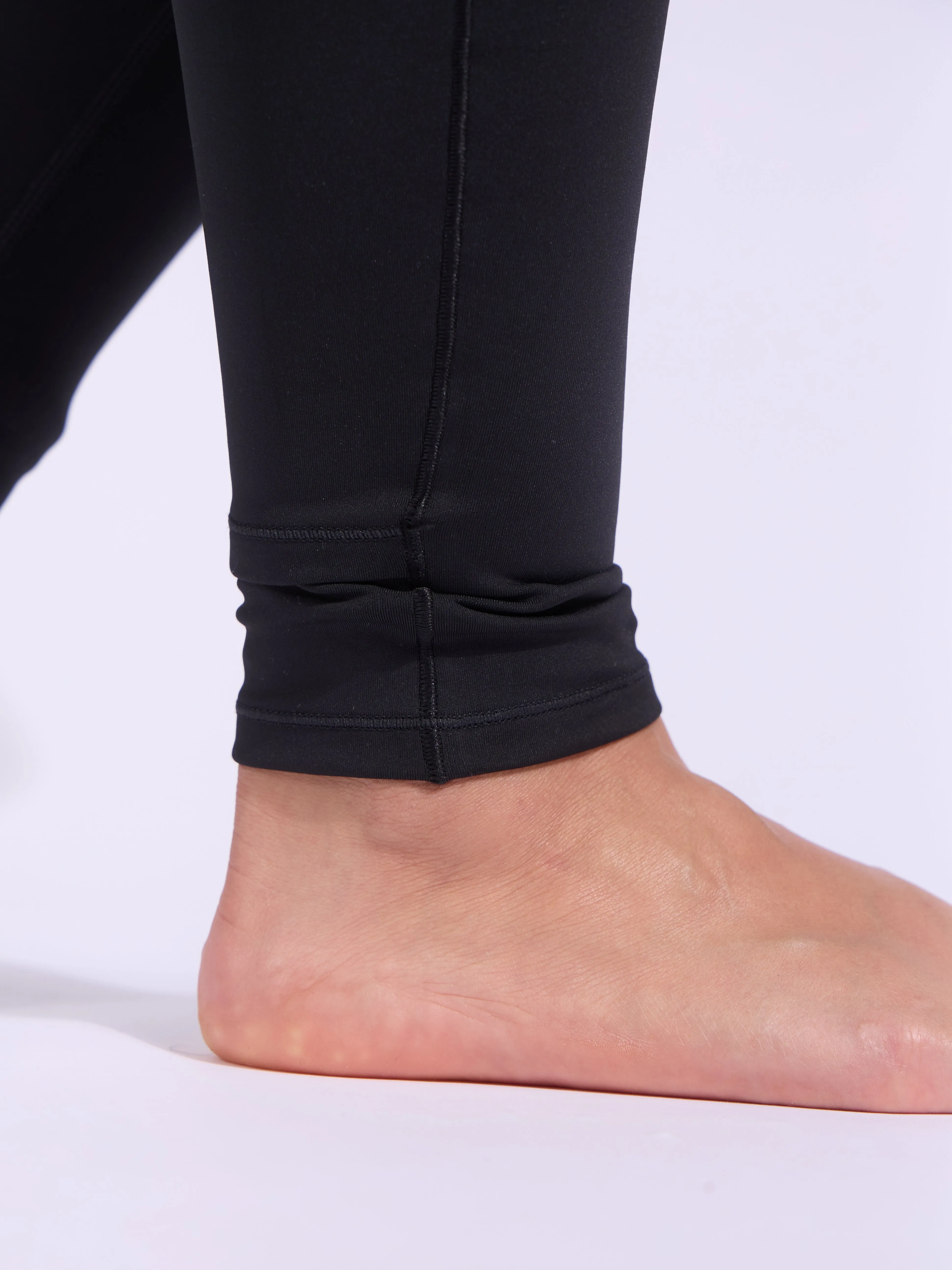 Colorado Pocket Legging - Onyx Black